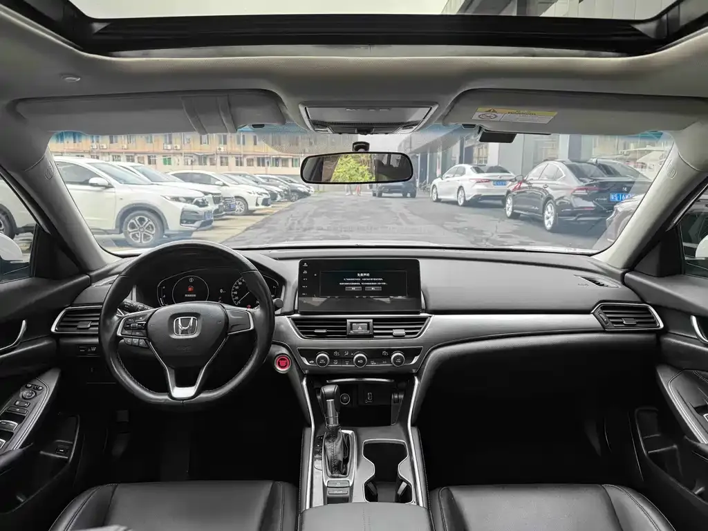 Honda Accord — фото 2