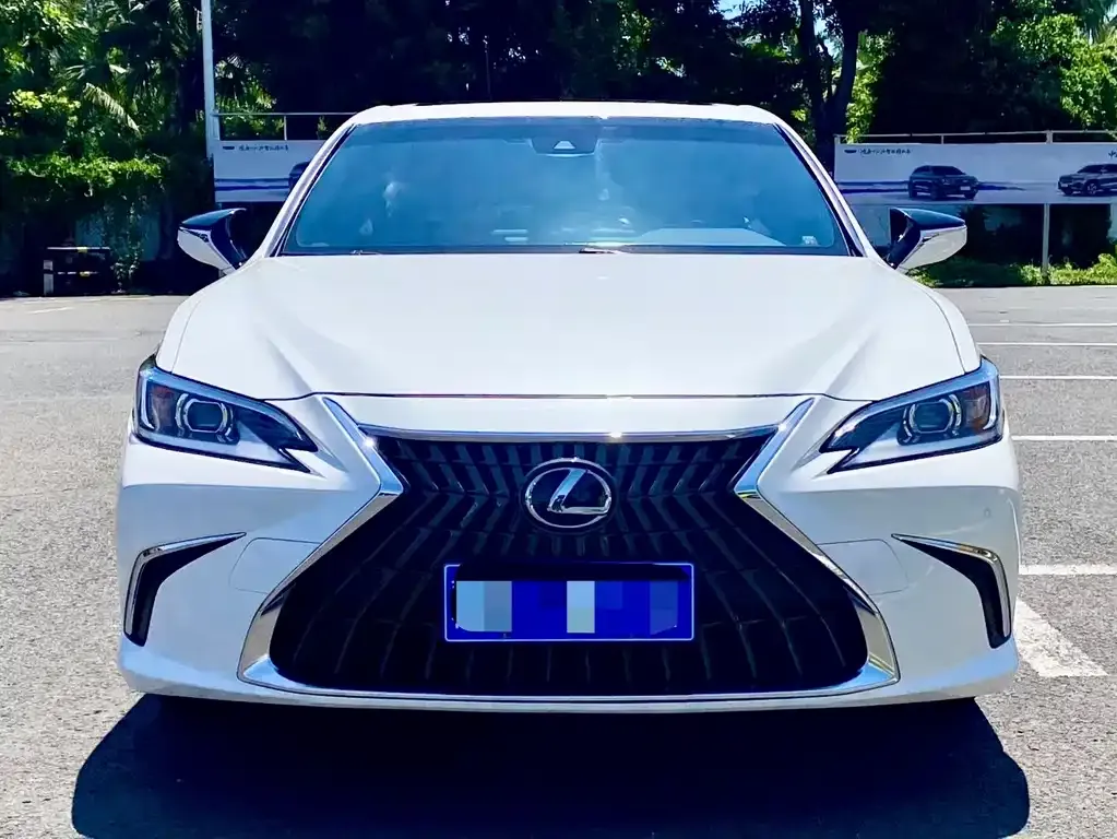 Lexus ES — фото 2