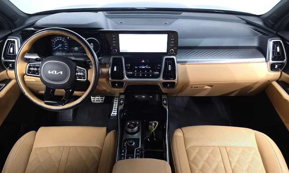 Kia Sorento — фото 7