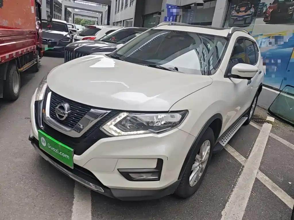 Nissan X-Trail — фото 8
