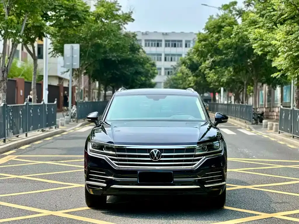 Volkswagen Touareg 2021 из CN, фото 2