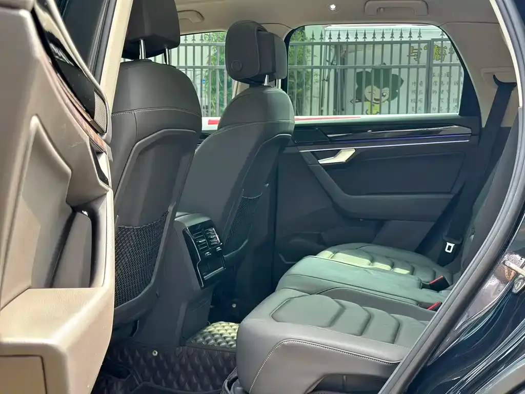 Volkswagen Touareg 2021 из CN, фото 4