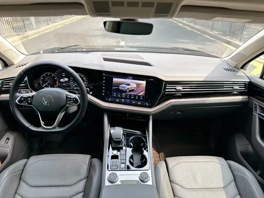 Volkswagen Touareg 2021 из CN, фото 7