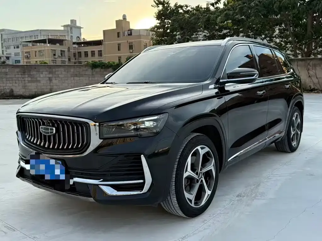 Geely Xingyue L — фото 1