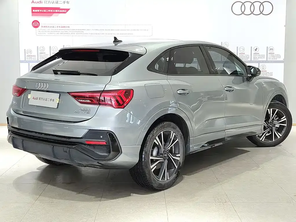 Audi Q3 Sportback — фото 10