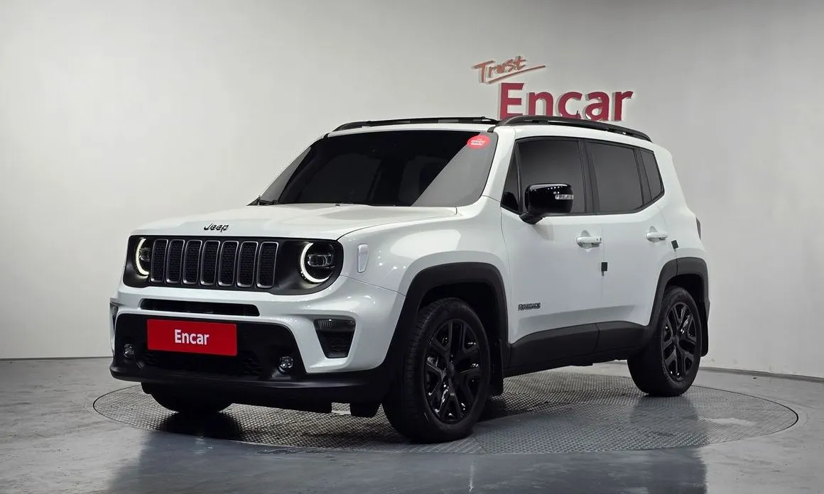Jeep Renegade — фото 1