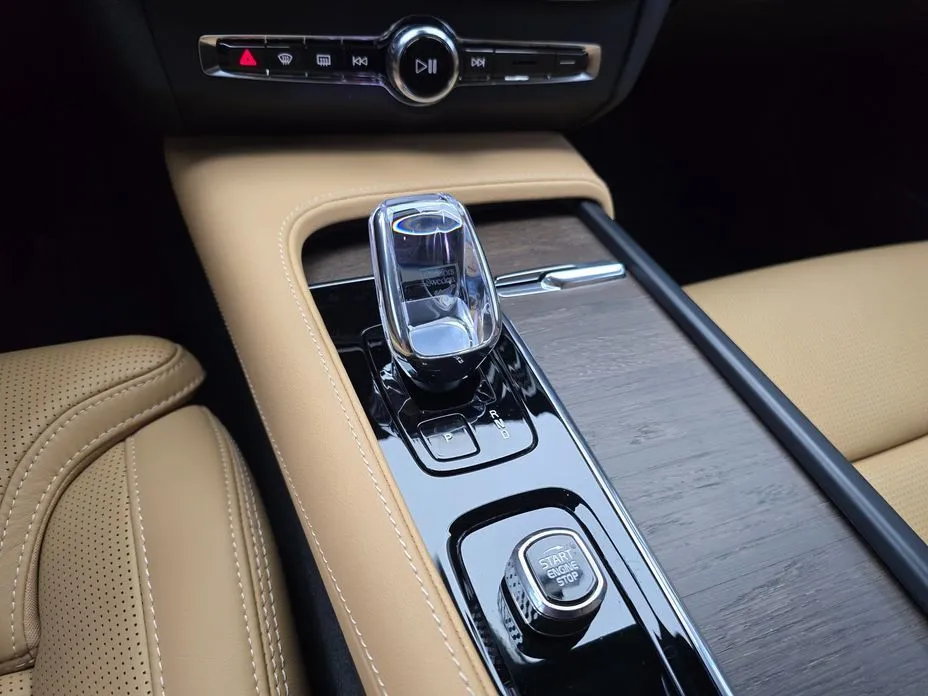 Volvo S90 — фото 7