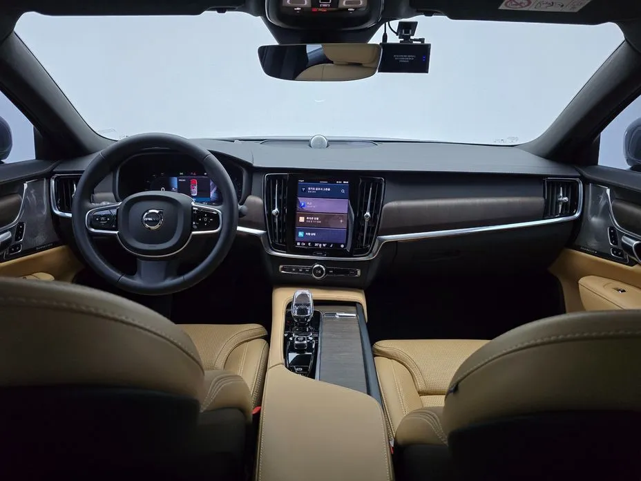 Volvo S90 — фото 9