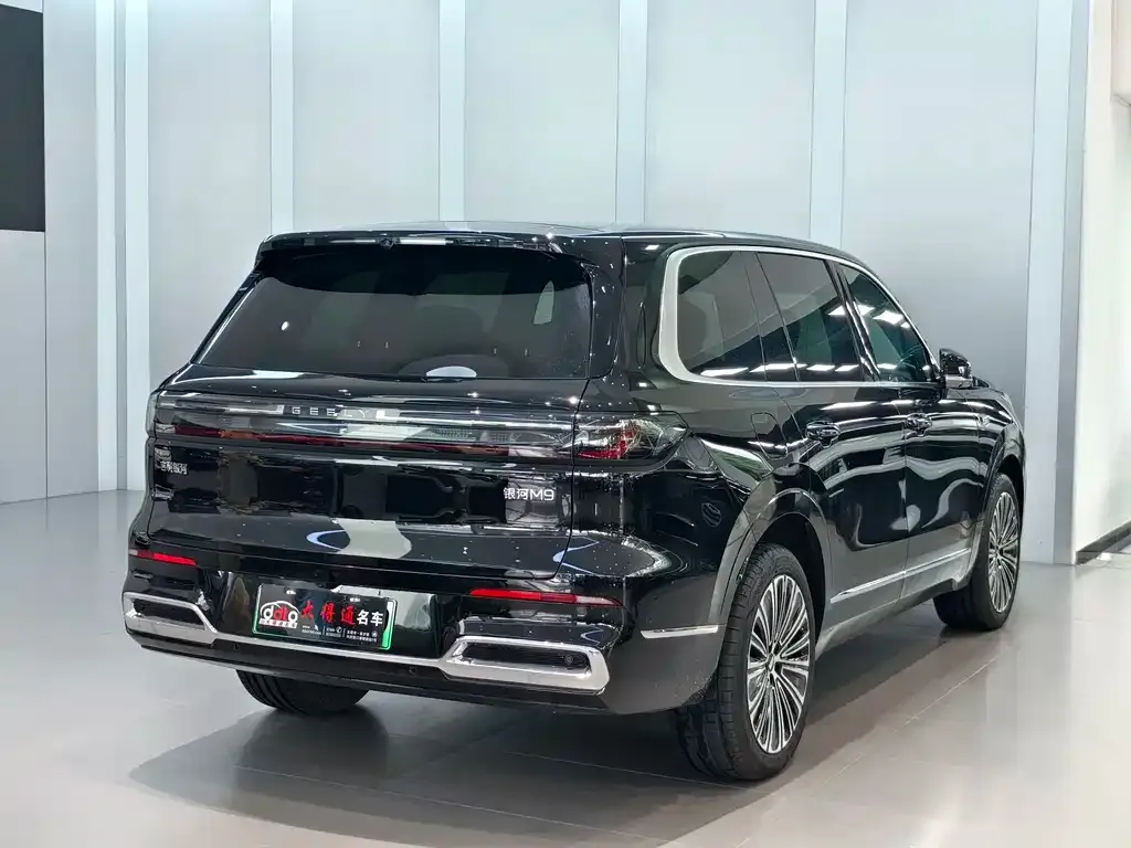 Geely Galaxy M9 — фото 5