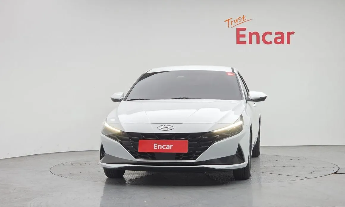Hyundai AVANTE — фото 2