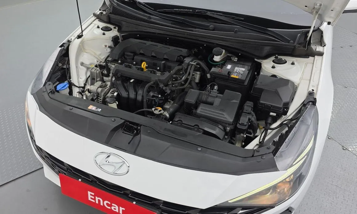 Hyundai AVANTE — фото 10