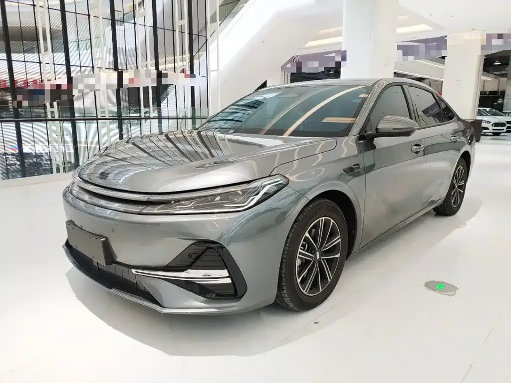 Geely 银河A7 EM