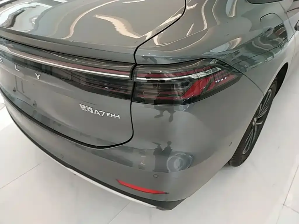Geely 银河A7 EM 2025 из CN, фото 3