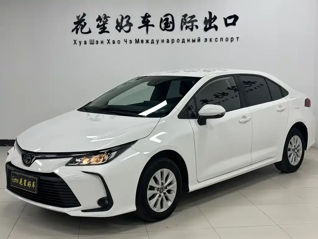 Toyota Corolla — фото 1
