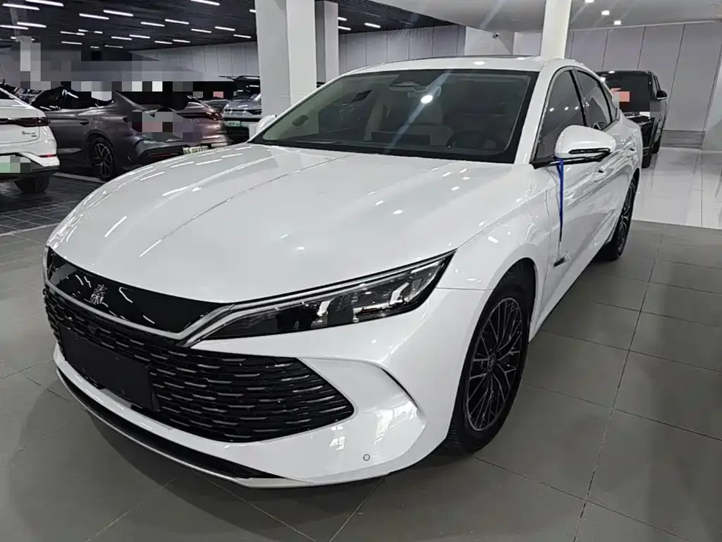 BYD Qin L — фото 1