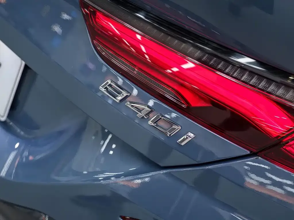 BMW 8 Series — фото 10