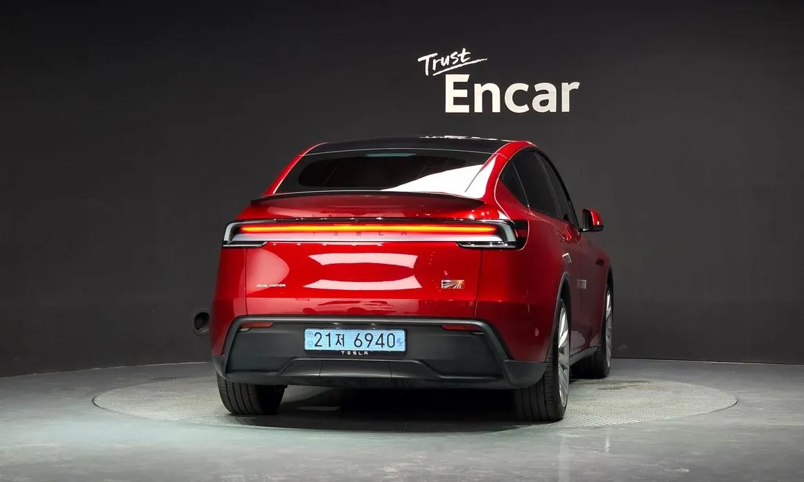 Tesla Model Y — фото 3
