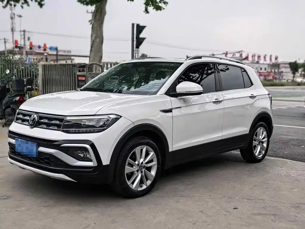 Volkswagen T-Cross — фото 1