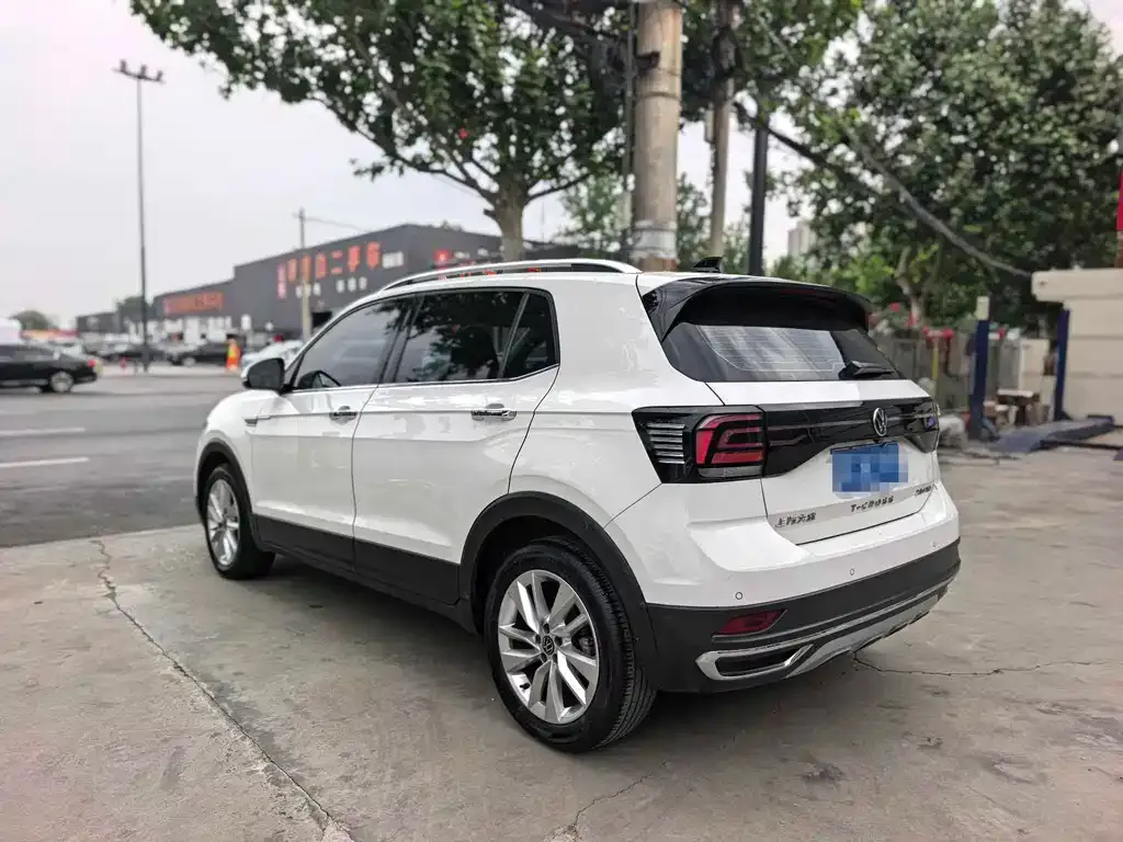 Volkswagen T-Cross — фото 8