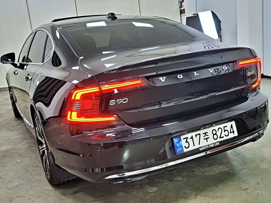 Volvo S90 2023 из KR, фото 7