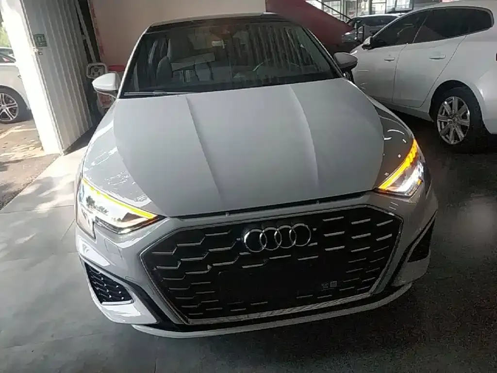 Audi A3 — фото 2