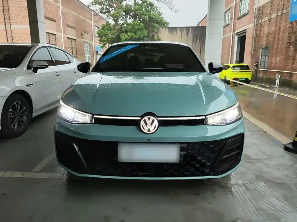 Volkswagen Passat — фото 5