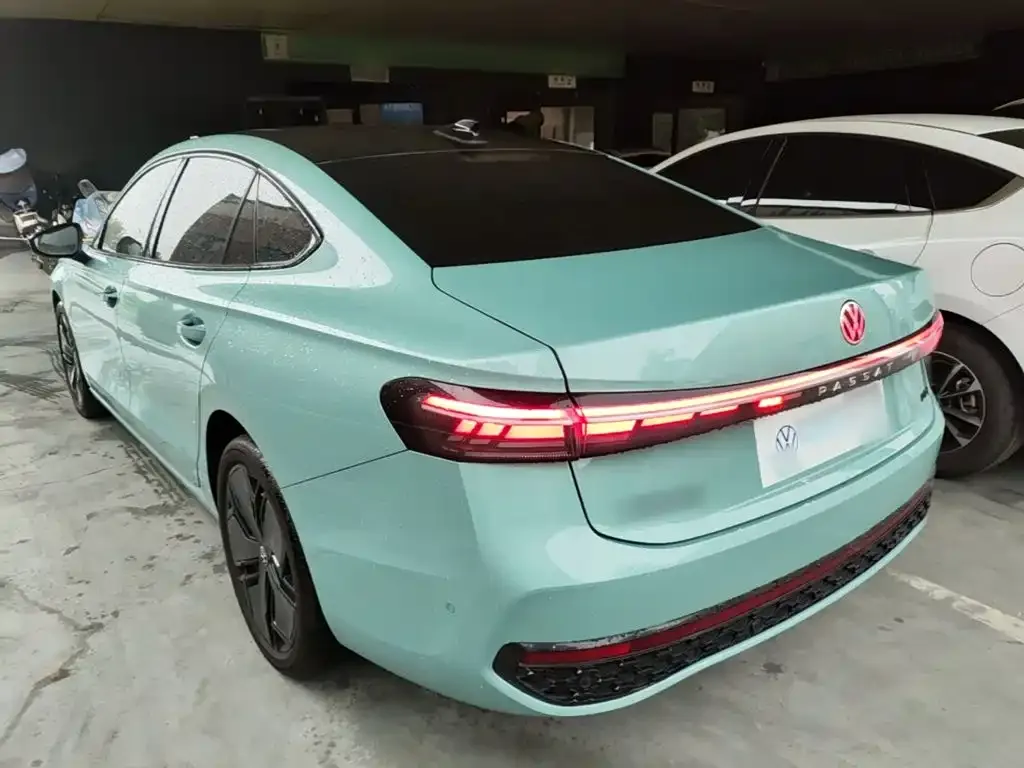 Volkswagen Passat — фото 3
