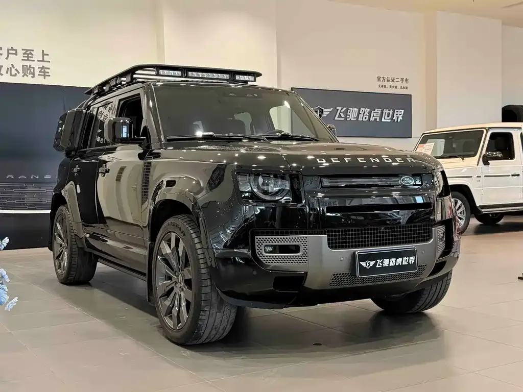 Land Rover Defender — фото 6