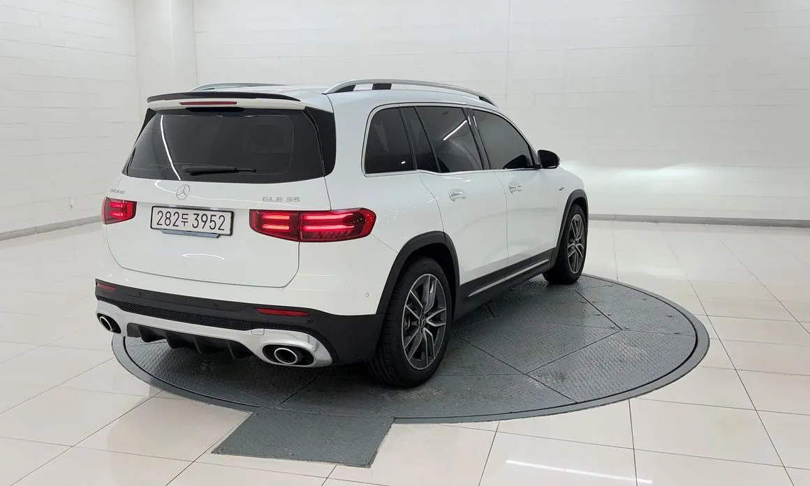 Mercedes-Benz GLB-Class — фото 7