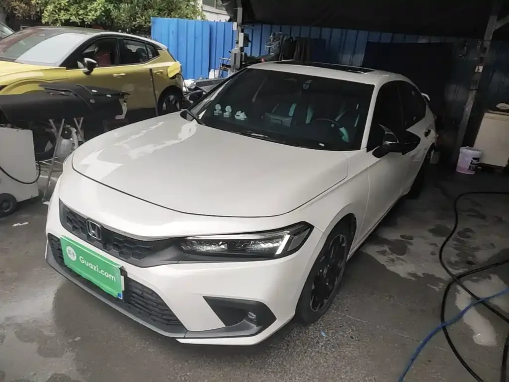 Honda Civic — фото 10