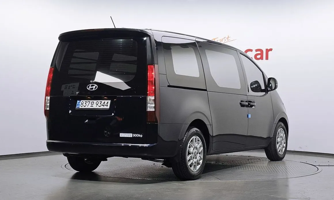 Hyundai Staria 2025 из KR, фото 5