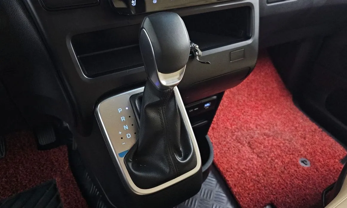 Hyundai Staria 2025 из KR, фото 6