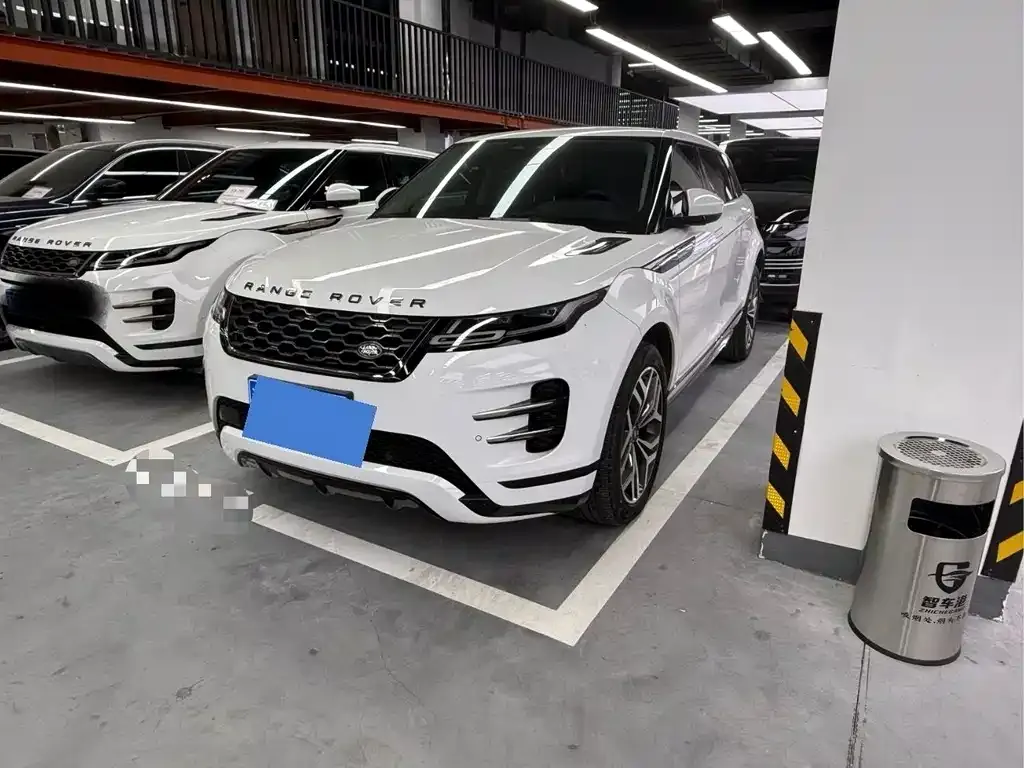 Land Rover Evoque — фото 1