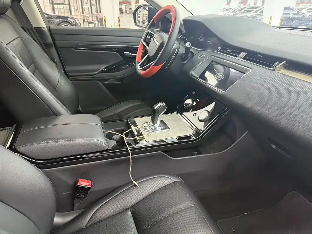 Land Rover Evoque — фото 10