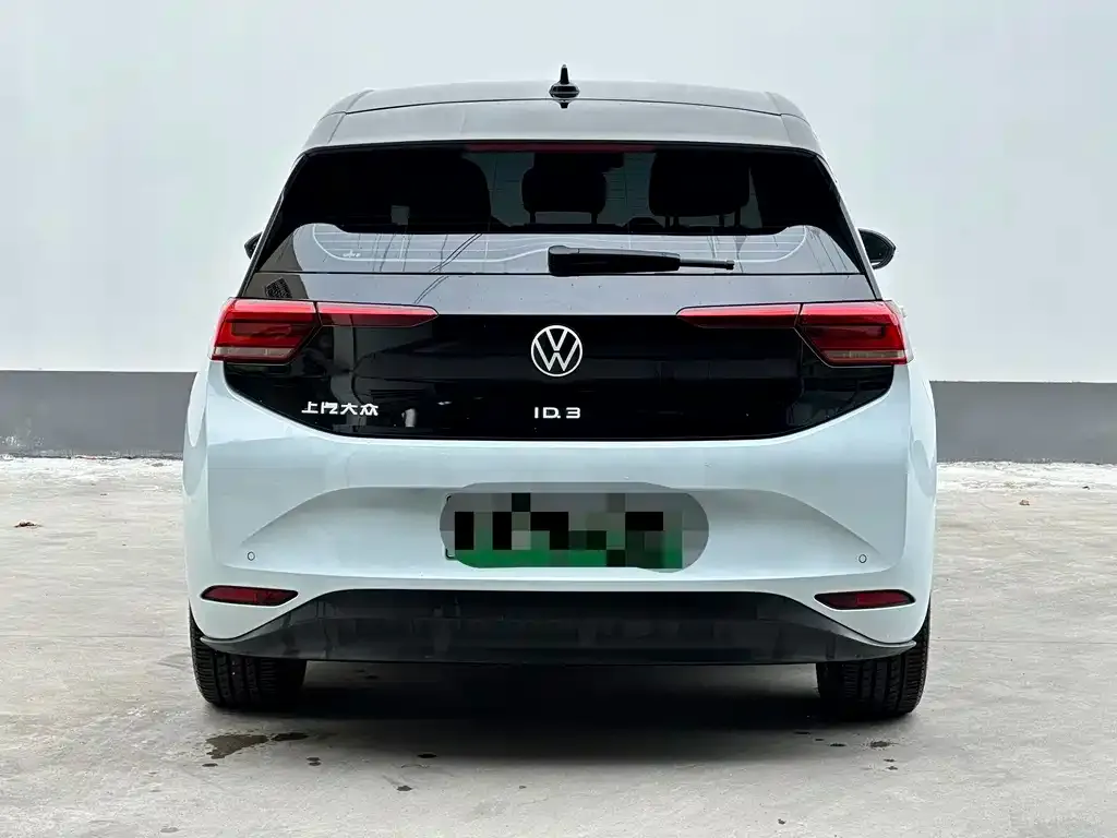 Volkswagen ID.3 — фото 8