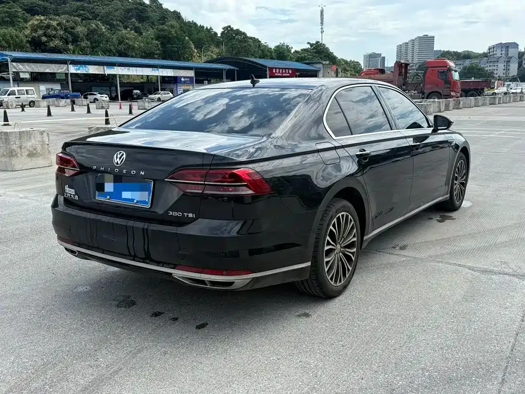 Volkswagen Phideon 2021 из CN, фото 6