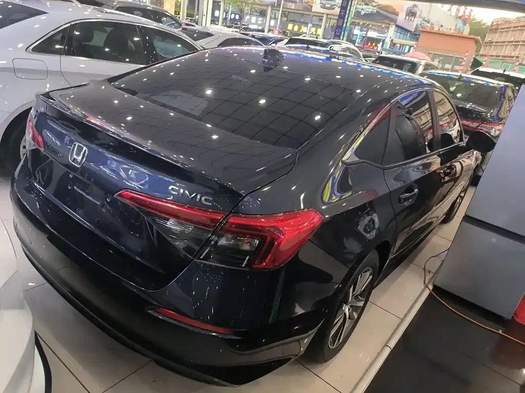 Honda Civic — фото 9