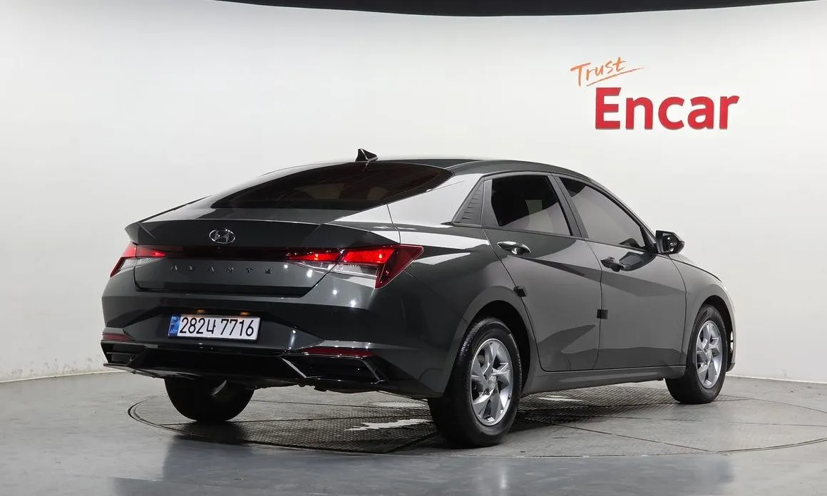 Hyundai AVANTE — фото 5