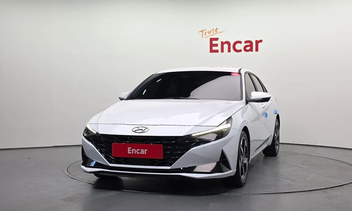 Hyundai AVANTE — фото 3