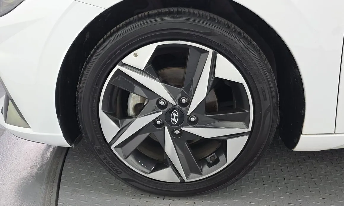Hyundai AVANTE — фото 9