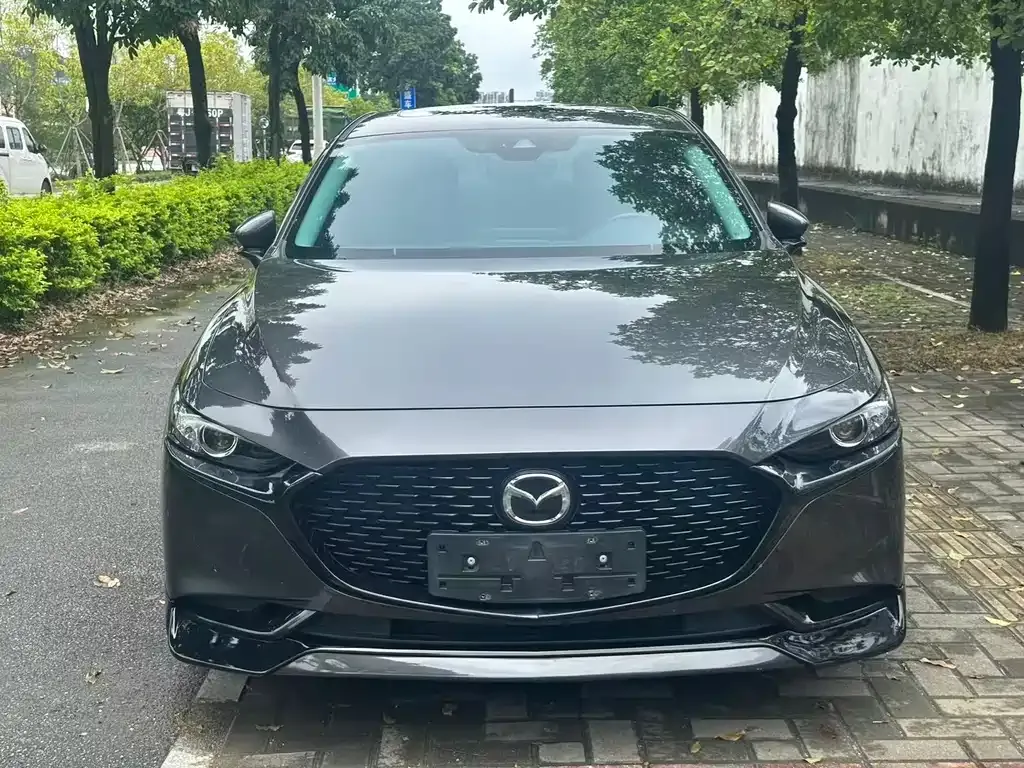 Mazda 3 Axela — фото 10