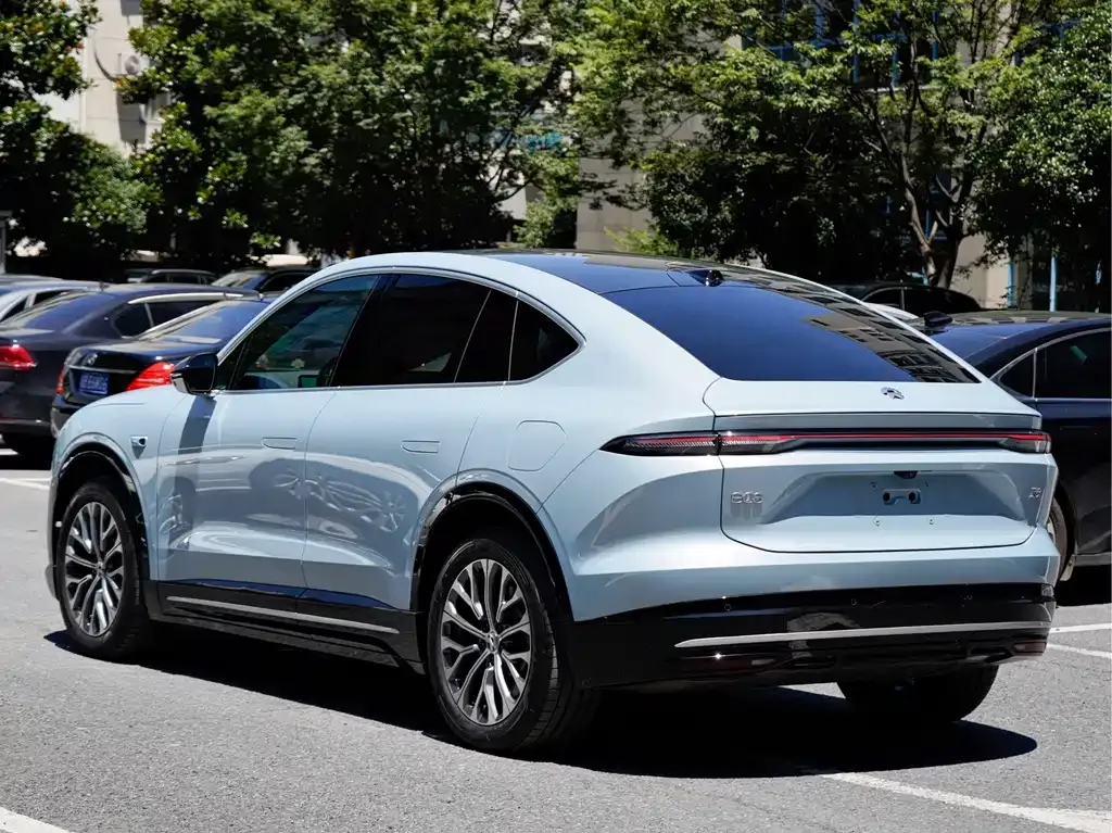 NIO EC6 — фото 10