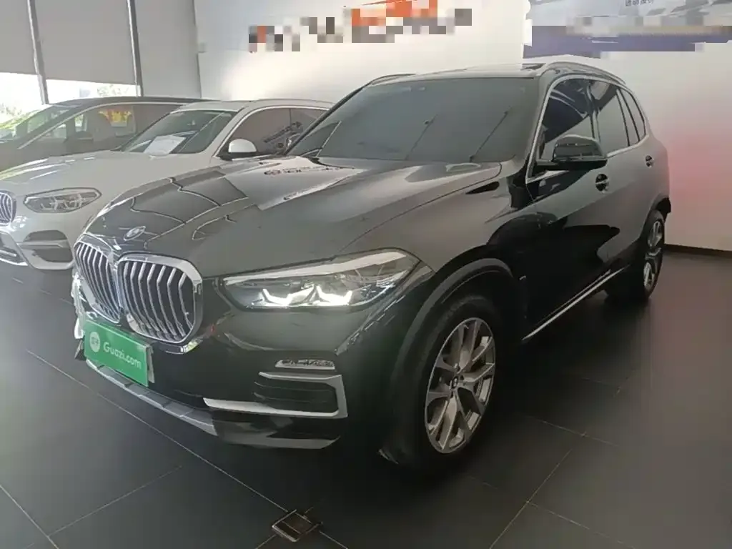 BMW X5 (Import) — фото 1