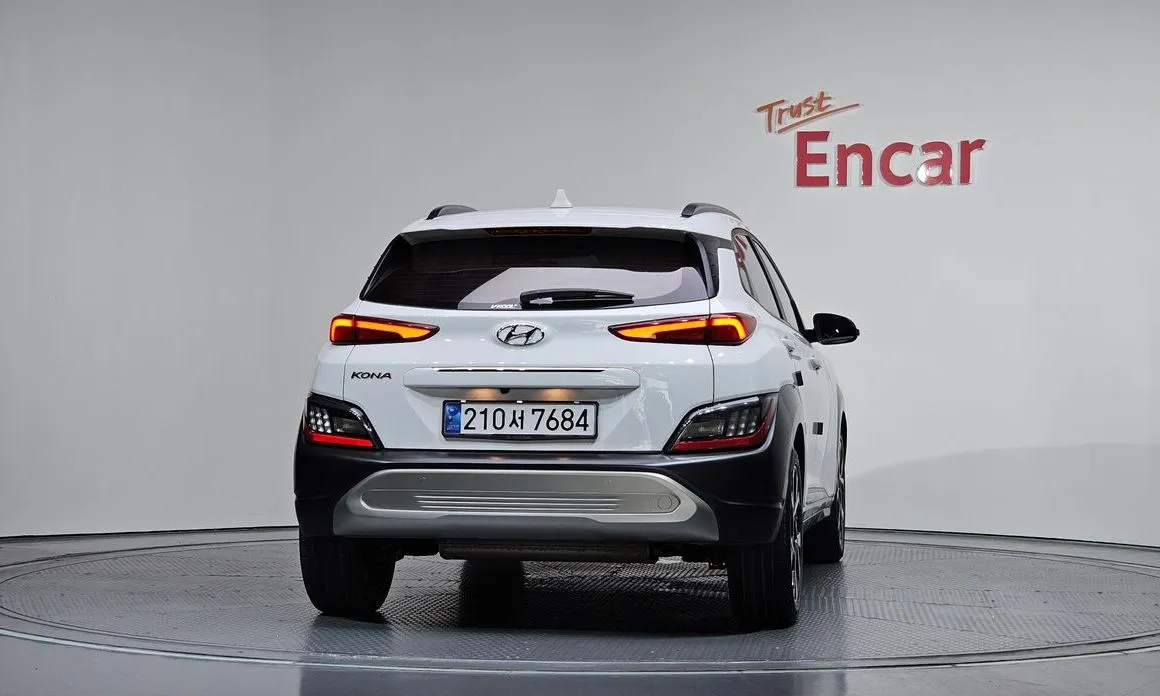 Hyundai Kona — фото 2