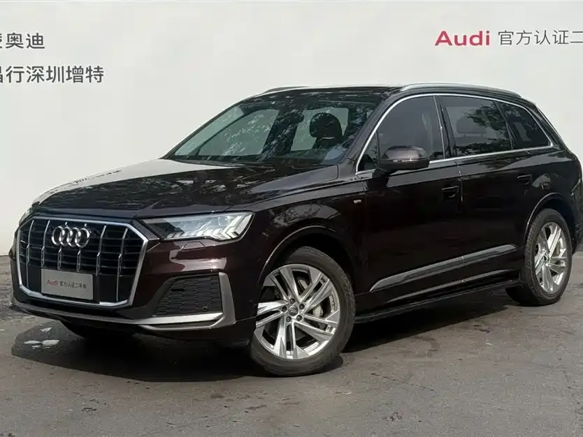 Audi Q7 — фото 1