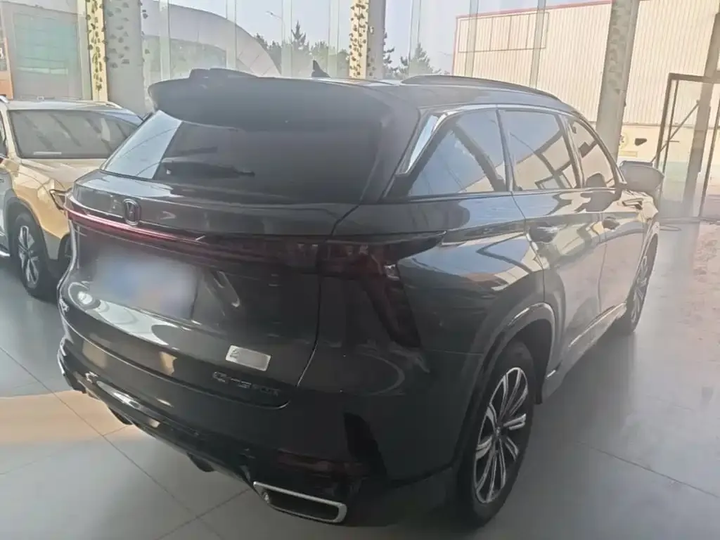 Changan CS75PLUS — фото 3