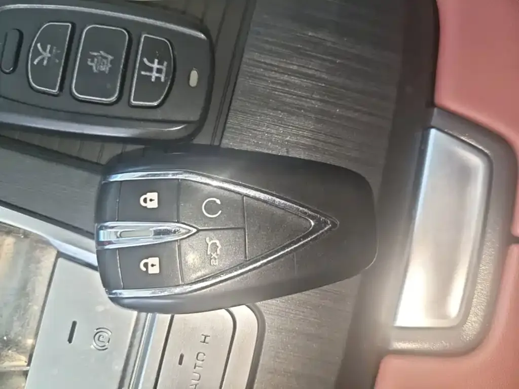 Changan CS75PLUS — фото 2