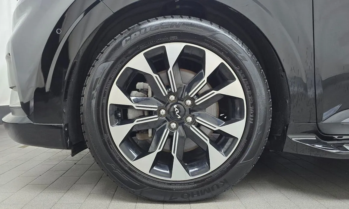 Kia Carnival — фото 10