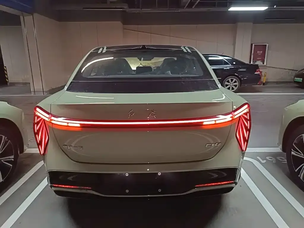 Hongqi EH7 2026 из CN, фото 6