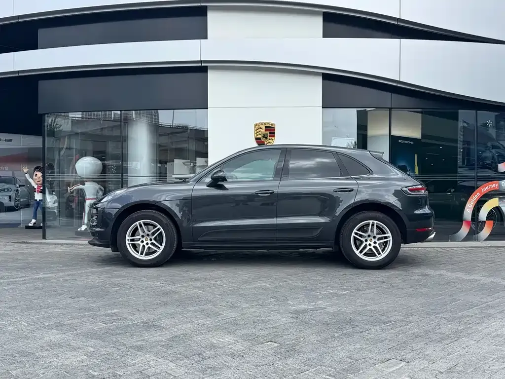 Porsche Macan — фото 7